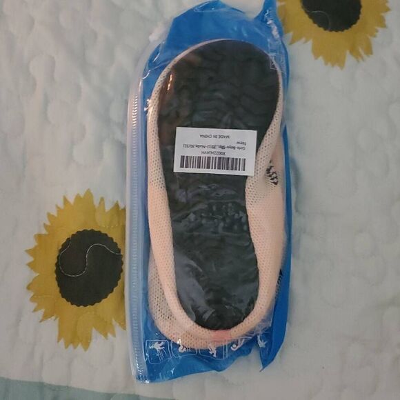 NIP NING GIRLS UNICORN WATER SHOES - Picture 4 of 4